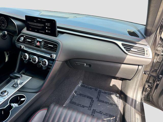 2023 Genesis G70 3.3T RWD