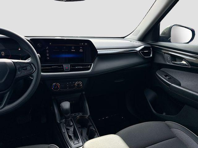 2024 Chevrolet TrailBlazer FWD LS