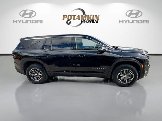 2024 Chevrolet Traverse FWD LS