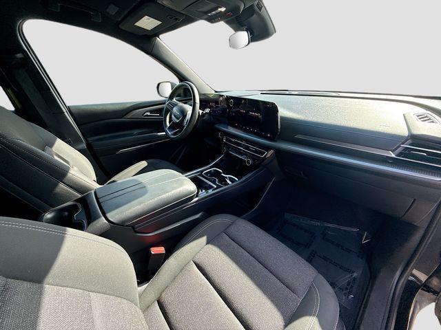 2024 Chevrolet Traverse FWD LS