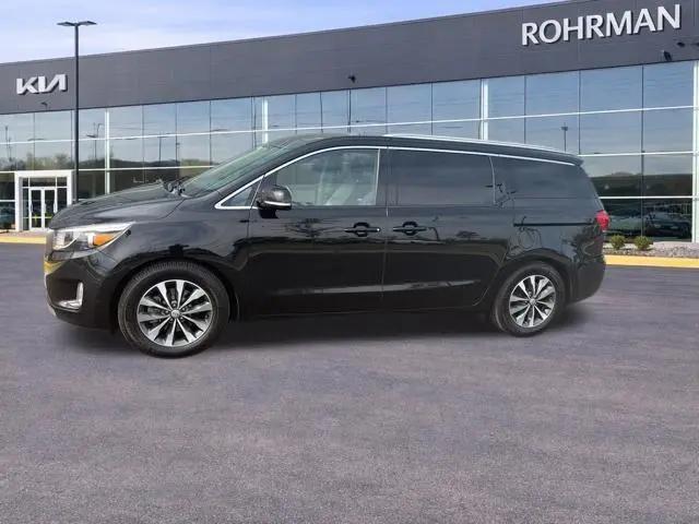 2016 Kia Sedona SX for sale in Schaumburg, IL