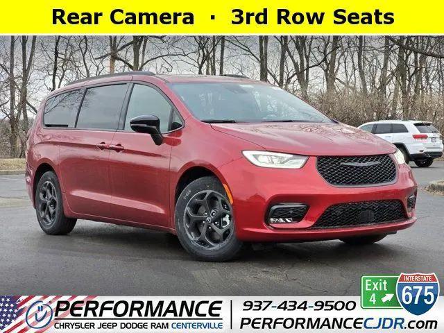 2025 Chrysler Pacifica Hybrid Premiuim S Appearance Package for sale near Centerville, OH