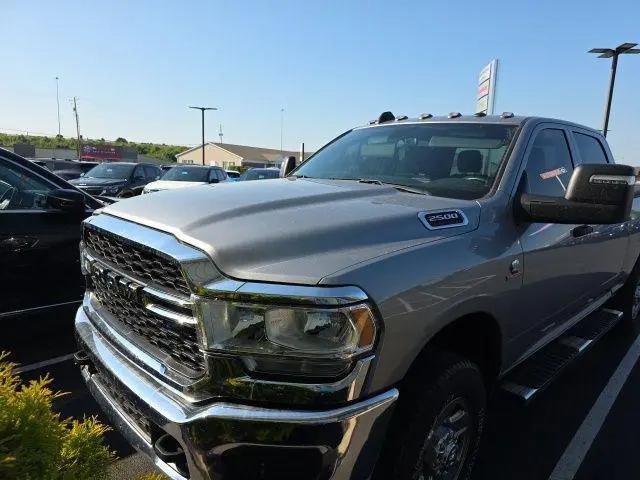 2024 Ram 2500 Tradesman Crew Cab 4x4 6'4" Box for sale in Chillicothe, OH