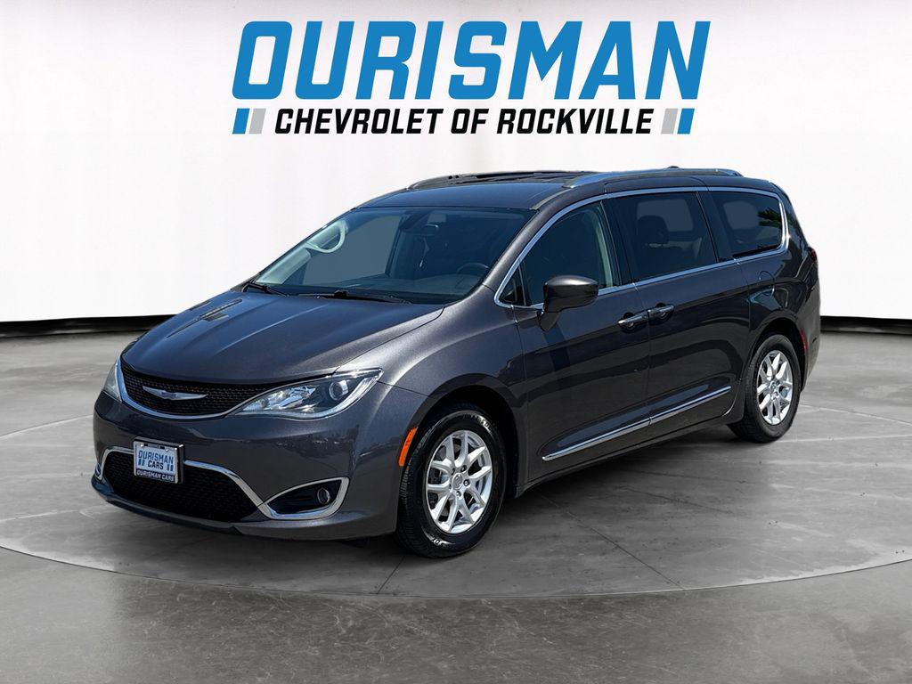 Used 2020 Chrysler Pacifica Touring L with VIN 2C4RC1BG5LR272472 for sale in Rockville, MD