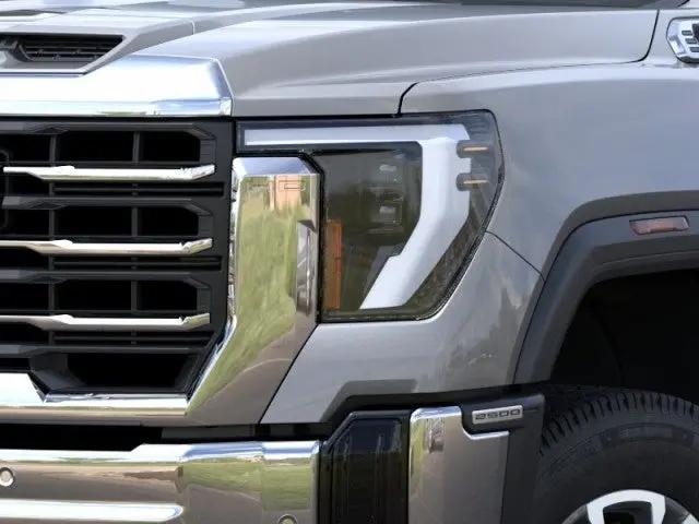 2026 GMC Sierra 2500HD Crew Cab, Standard Bed, SLT, 4WD