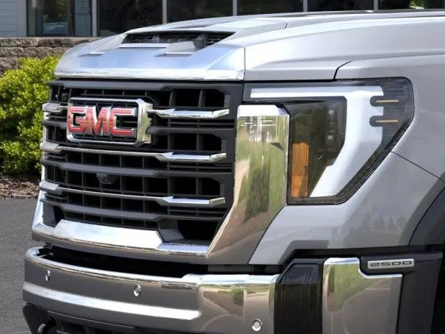 2026 GMC Sierra 2500HD Crew Cab, Standard Bed, SLT, 4WD