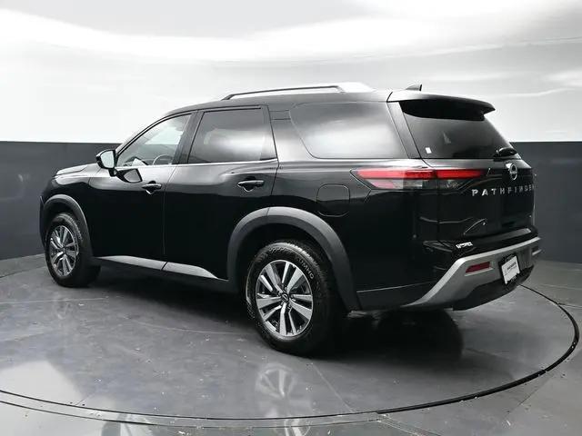 2025 Nissan Pathfinder SL FWD