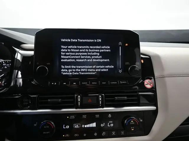 2025 Nissan Pathfinder SL FWD