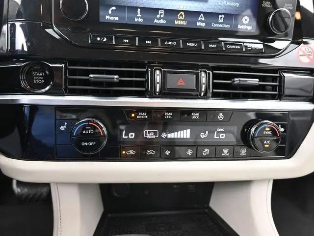 2025 Nissan Pathfinder SL FWD