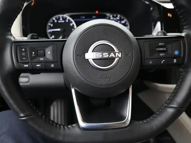 2025 Nissan Pathfinder SL FWD