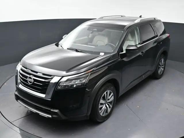 2025 Nissan Pathfinder SL FWD