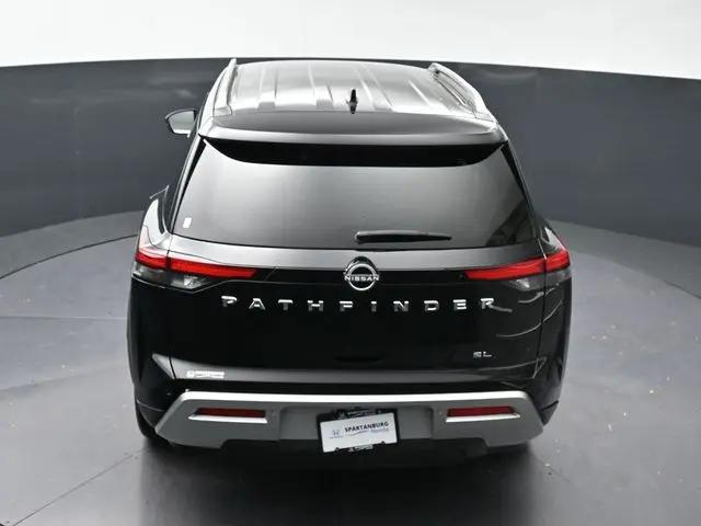 2025 Nissan Pathfinder SL FWD