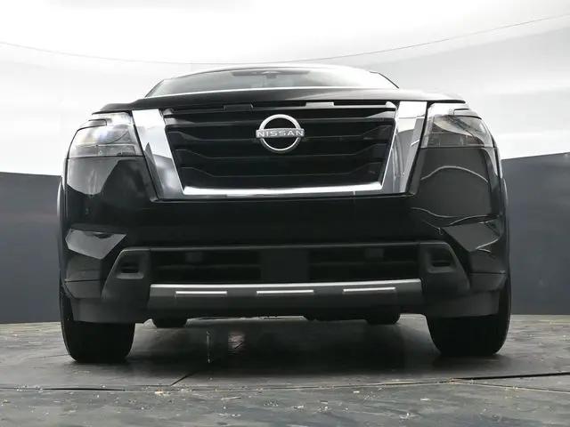 2025 Nissan Pathfinder SL FWD