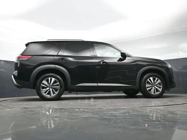 2025 Nissan Pathfinder SL FWD