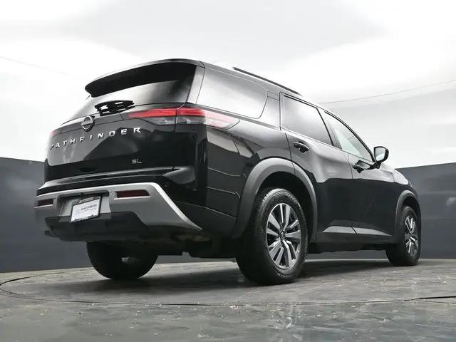 2025 Nissan Pathfinder SL FWD