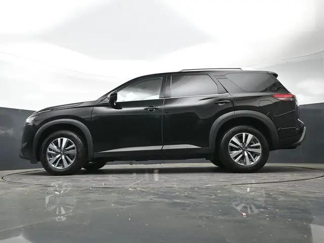 2025 Nissan Pathfinder SL FWD