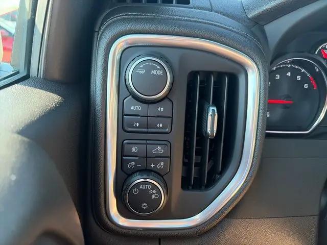 2022 Chevrolet Silverado 1500 4WD Crew Cab Short Bed LT Trail Boss