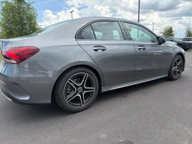 2019 Mercedes-Benz A 220 A 220