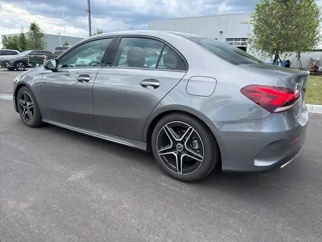 2019 Mercedes-Benz A 220 A 220
