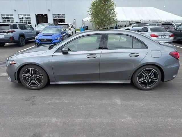 2019 Mercedes-Benz A 220 A 220