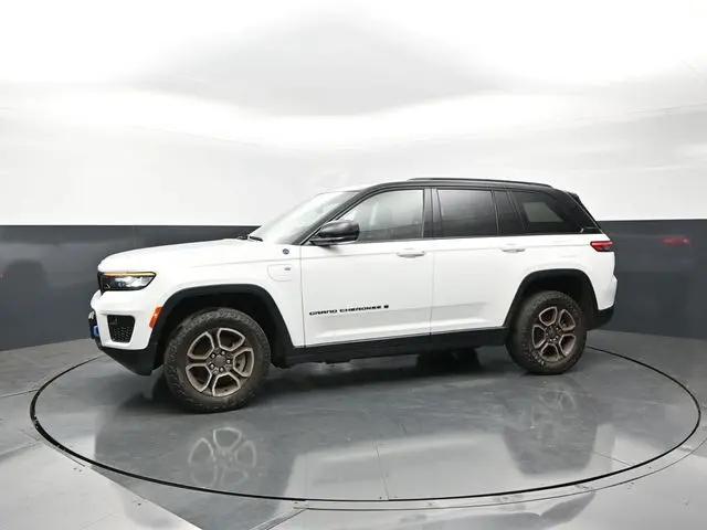 2023 Jeep Grand Cherokee Trailhawk