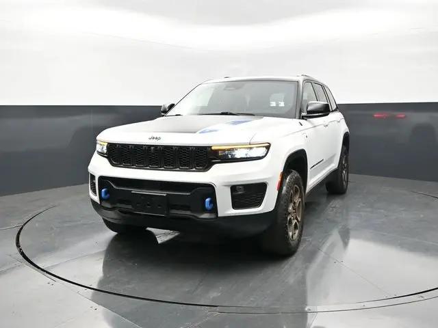 2023 Jeep Grand Cherokee Trailhawk