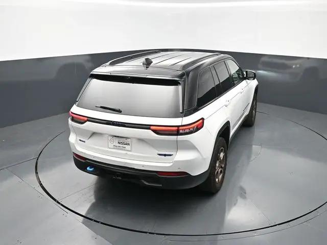 2023 Jeep Grand Cherokee Trailhawk