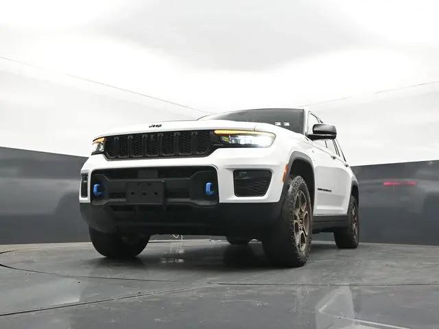 2023 Jeep Grand Cherokee Trailhawk