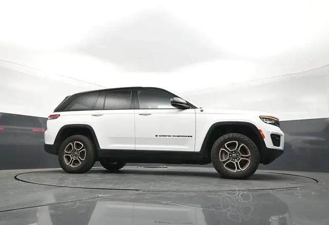 2023 Jeep Grand Cherokee Trailhawk