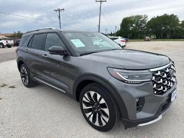2025 Ford Explorer Platinum