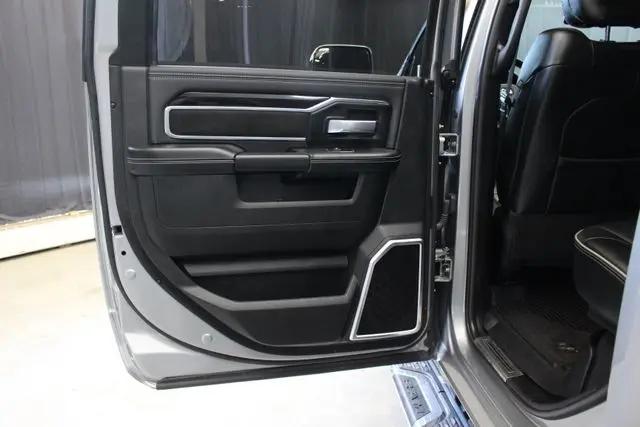 2022 Ram 2500 Laramie Crew Cab 4x4 64 Box