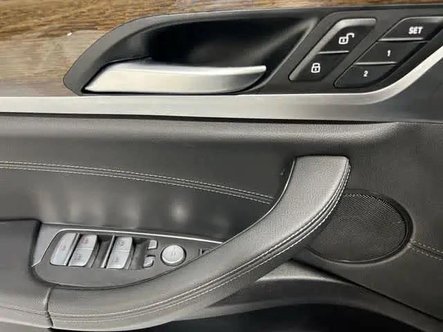 2021 BMW X3 M40i
