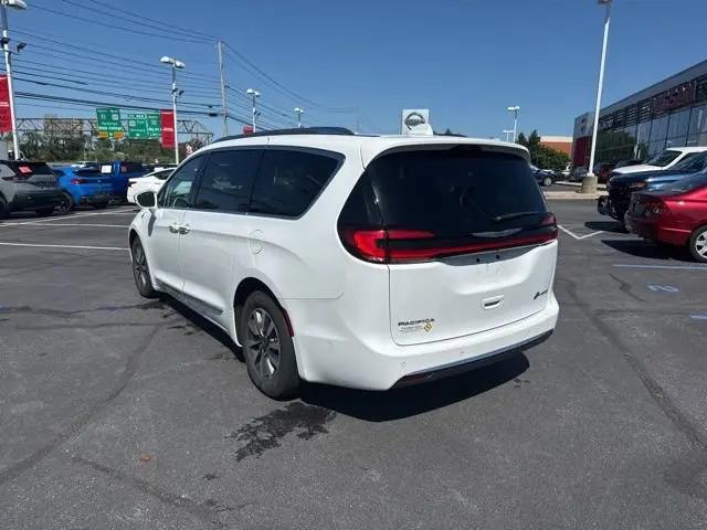 2021 Chrysler Pacifica Hybrid Limited