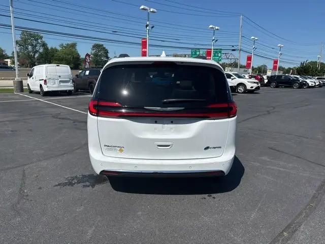 2021 Chrysler Pacifica Hybrid Limited