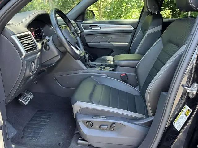 2023 Volkswagen Atlas Cross Sport 3.6L V6 SEL Premium R-Line