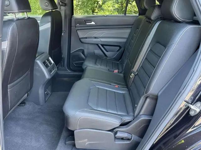 2023 Volkswagen Atlas Cross Sport 3.6L V6 SEL Premium R-Line