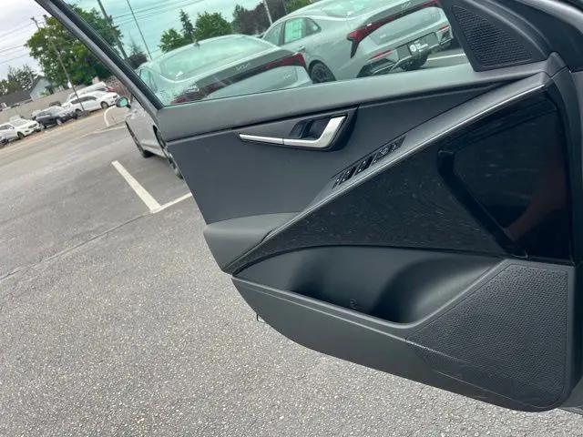 2025 Kia Niro EV Wind