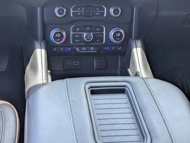 2023 GMC Yukon 4WD AT4