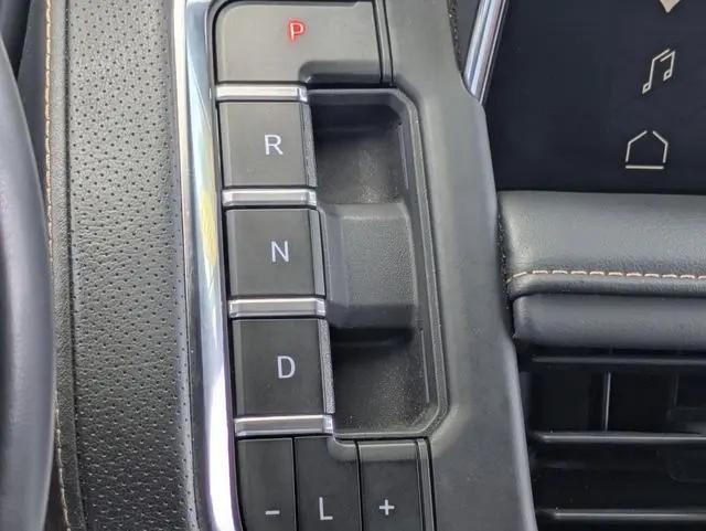 2023 GMC Yukon 4WD AT4