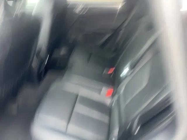 2021 Porsche Macan Macan