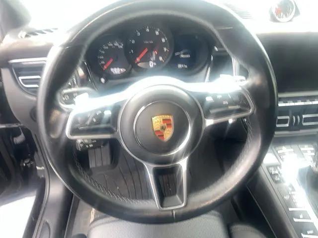 2021 Porsche Macan Macan