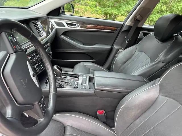 2015 Hyundai Genesis 3.8