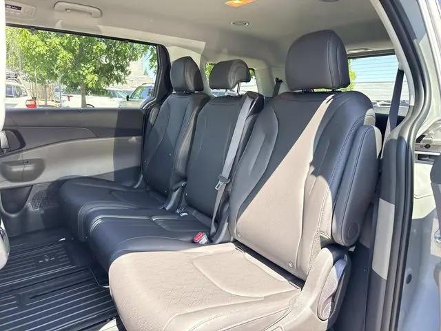 2026 Kia Carnival MPV EX