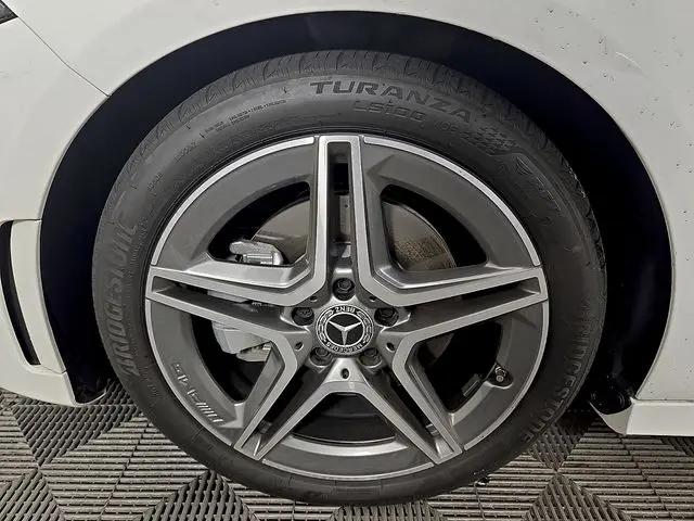 2021 Mercedes-Benz A 220 4MATIC