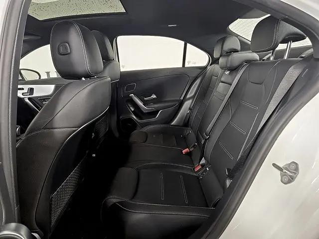 2021 Mercedes-Benz A 220 4MATIC
