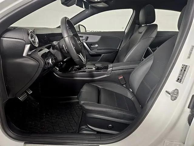 2021 Mercedes-Benz A 220 4MATIC