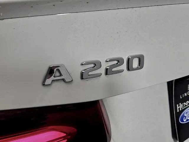 2021 Mercedes-Benz A 220 4MATIC