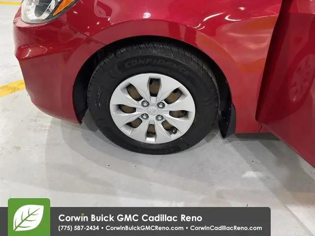 2016 Hyundai Accent SE