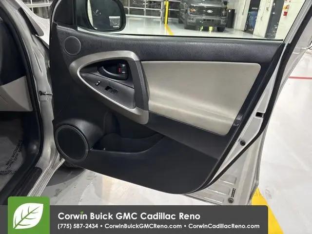 2009 Toyota RAV4 Base