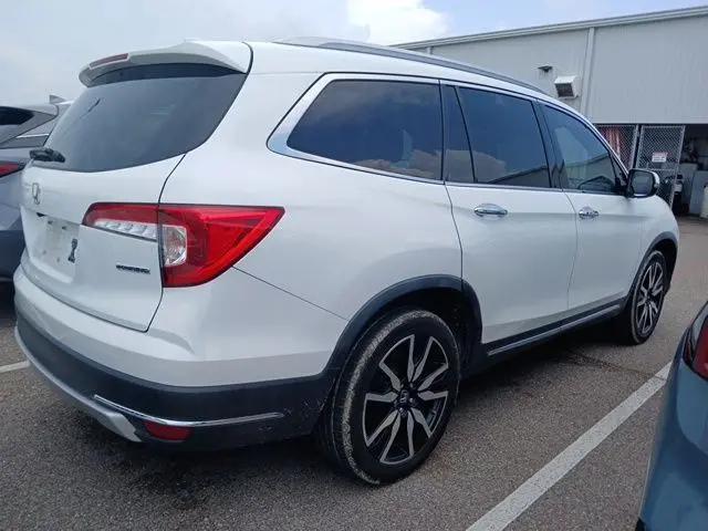 2020 Honda Pilot 2WD Touring 8 Passenger